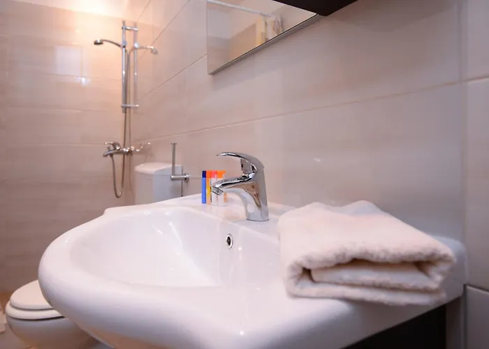 Adriatic View With Shared Balcony Apartamento Dubrovnik