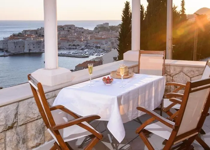 Adriatic View With Shared Balcony 公寓