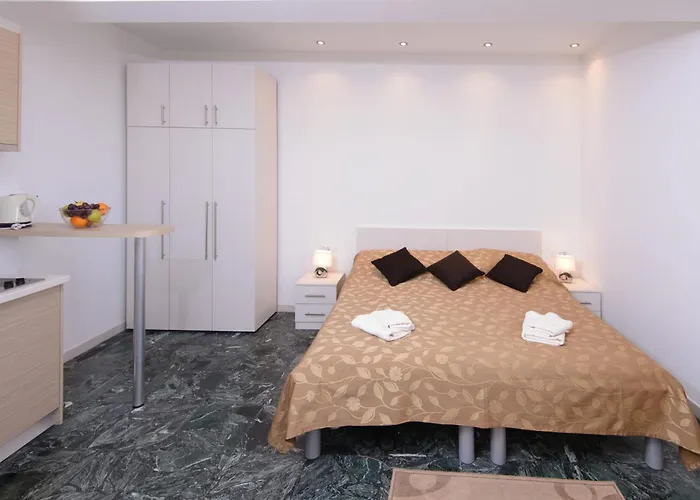 公寓 Adriatic View With Shared Balcony