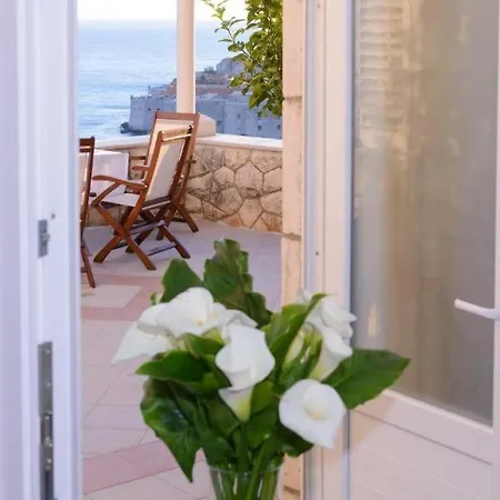 Adriatic View With Shared Balcony *