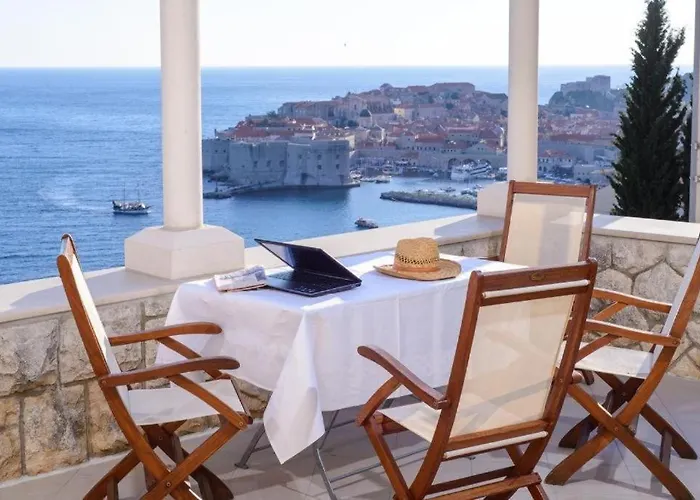 Adriatic View With Shared Balcony